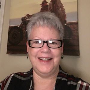 Meet your Posher, Lynne